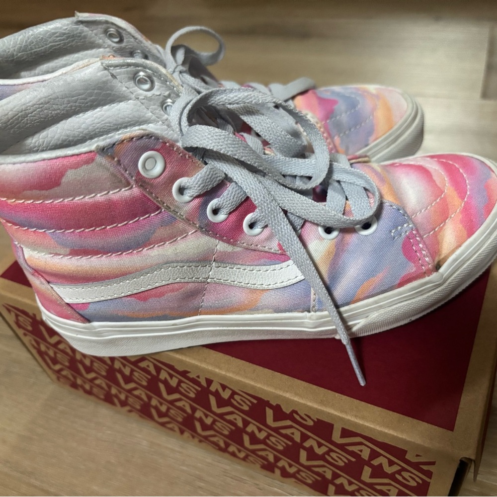 Vans Pink and White Sneakers Artistic Low-Top Design size kids 3